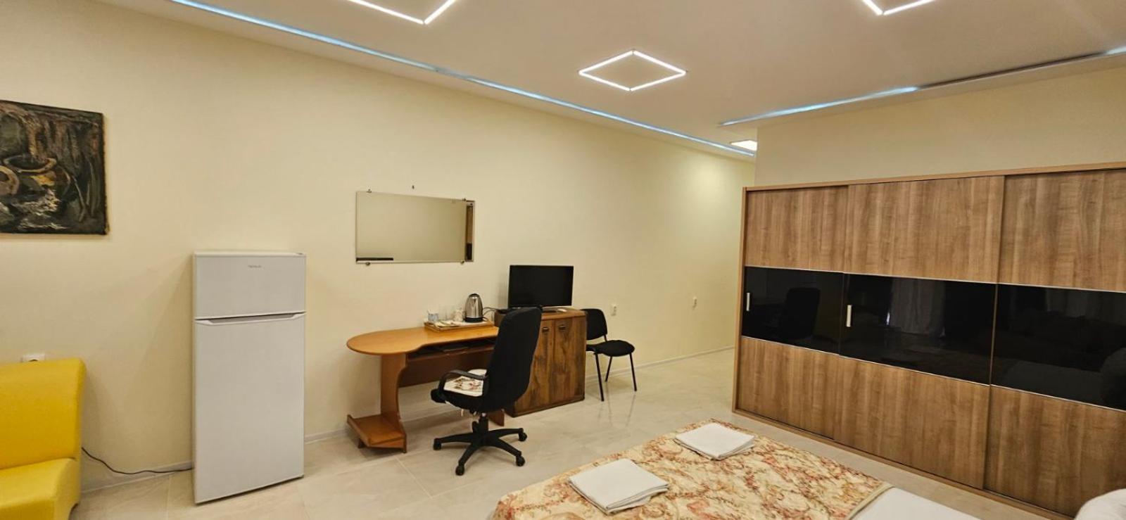 Guesthouse Zanier 네세부르 외부 사진